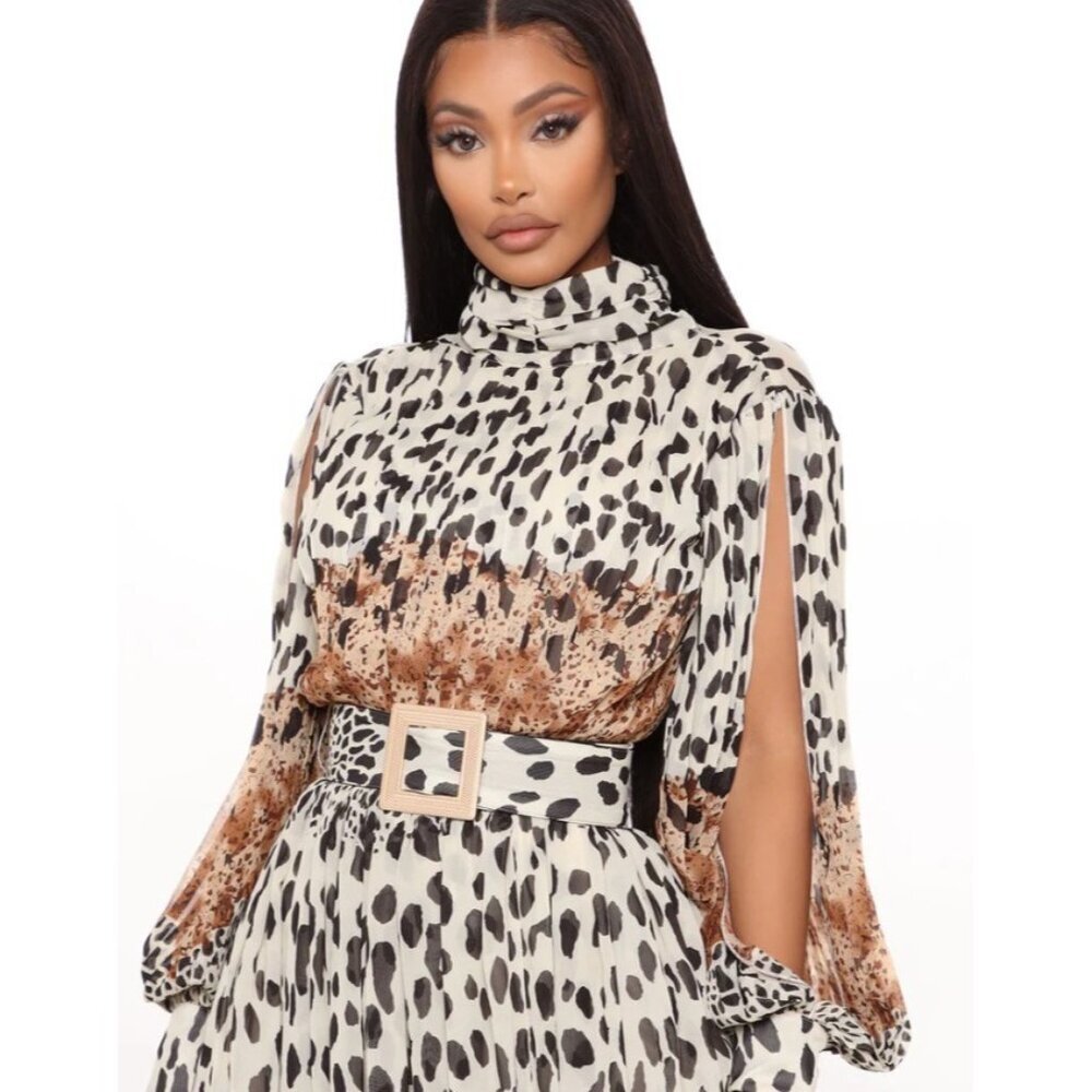 NWT Fashion Nova Wandering Free Animal Print Pleated Chiffon Maxi Dress Size M - Picture 2 of 8